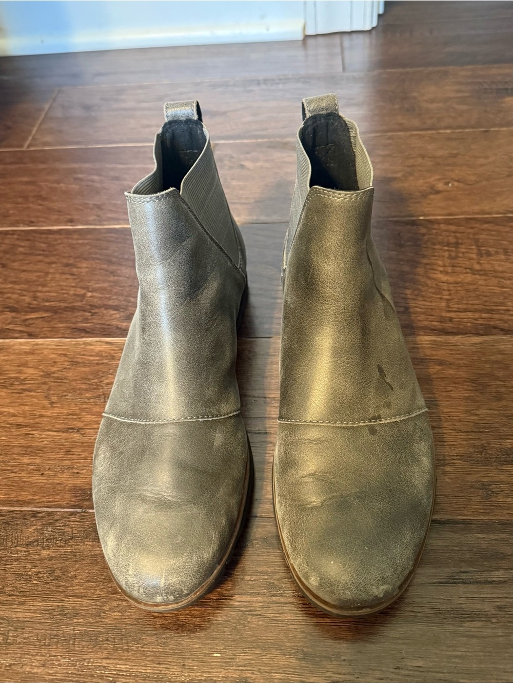 Sorel Women’s Leather Chelsea Ankle Boots Olive Gray Slip-On Size 7.5